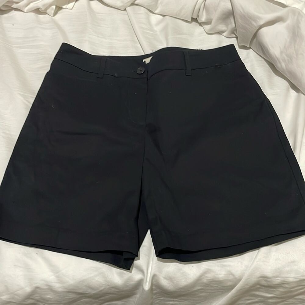 Talbots 4 black Bermuda cotton stretch shorts flat front pocket like new